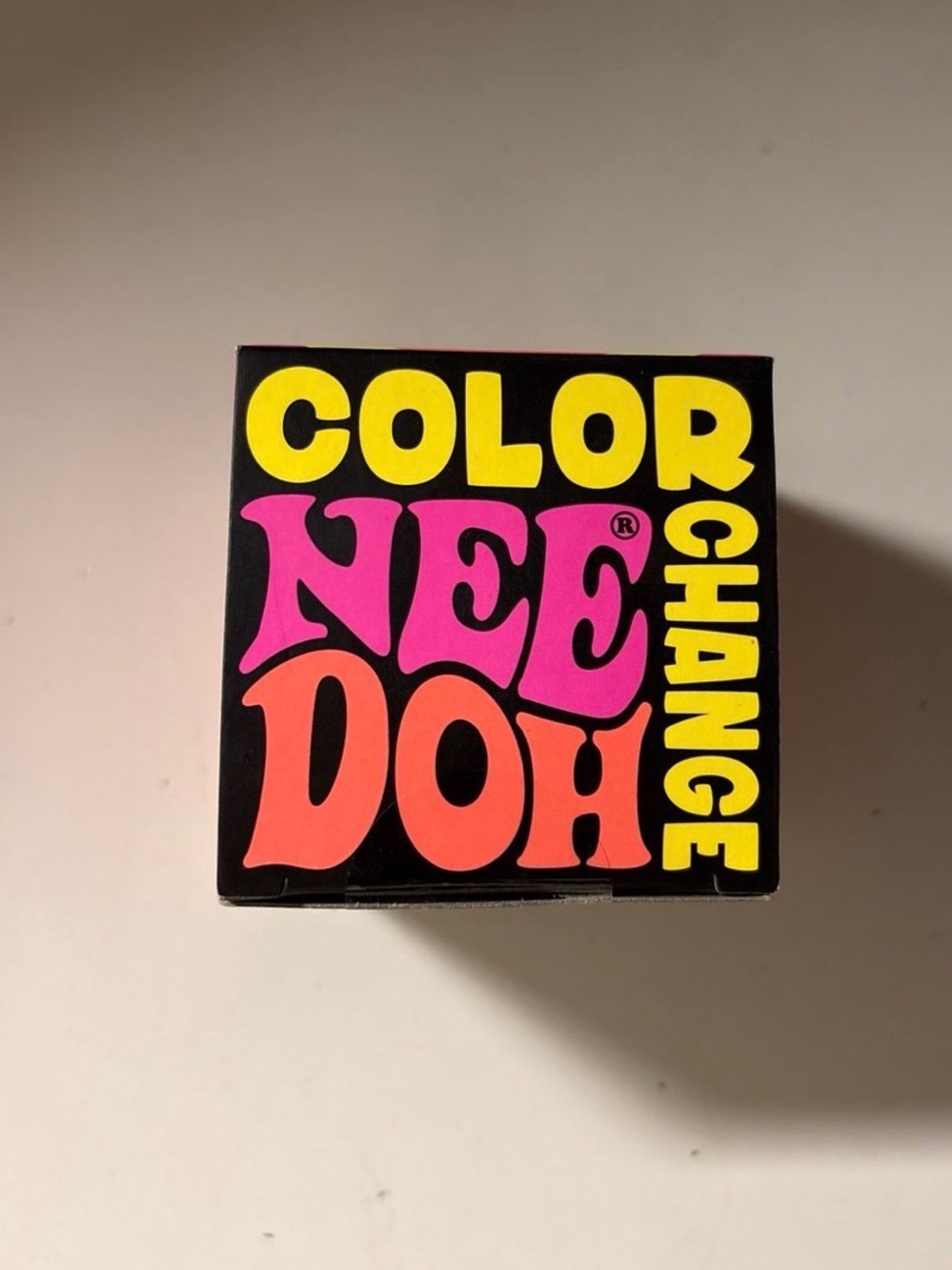 NeeDoh Color Change Sensory Ball - Yellow